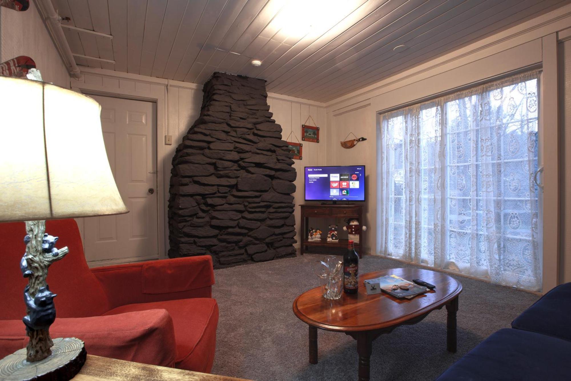 Deerfield Valley Inn - Mt Snow Dover 외부 사진